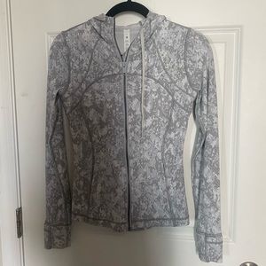 Lululemon NWOT Size 4 Full Zip Jacket🤍🖤